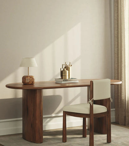 Ovale Solid Wood Dining Table