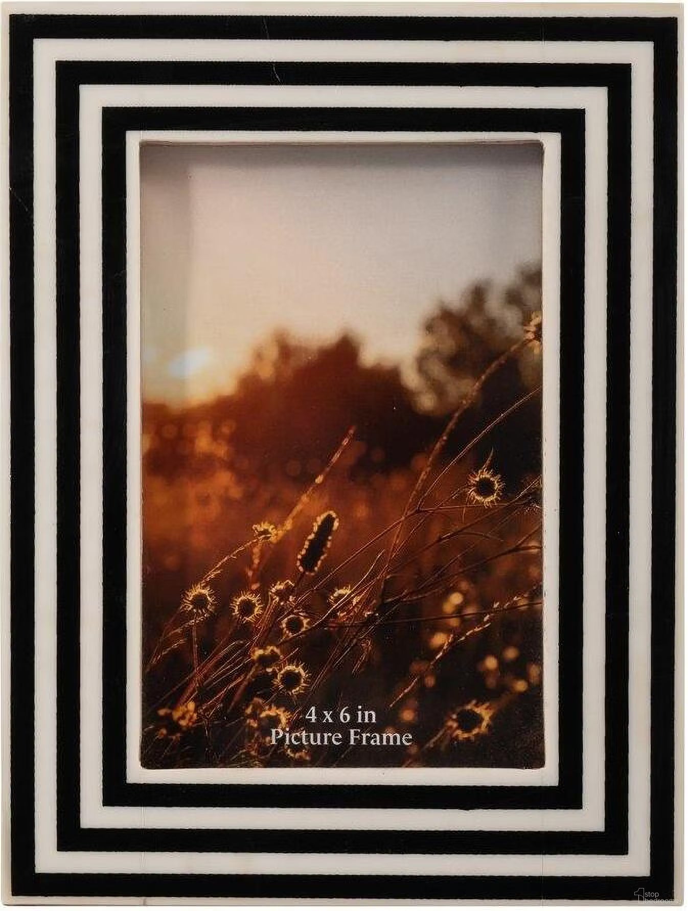Dimensional Lines Photo Frame